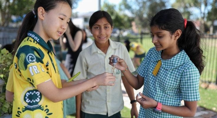 Copy of DA - Card Carousel - Card Carousel Template